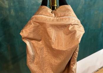 Plecak worek torba Reserved złota z czarnymi paskami na zamek z podszewką