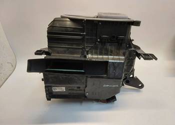 Ford Explorer VII R2KB WENTYLATOR DMUCHAWA NAGRZEWNICY