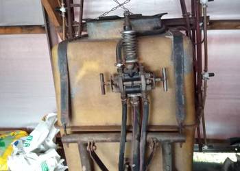 Opryskiwacz ciągnikowy Termit