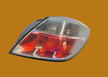 LAMPA TYŁ PRAWA 3D GTC 24451834 Opel Astra III (2004-2014  ) H