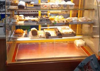 Lada cukiernicza lada chłodnicza