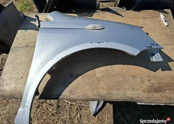 Błotnik Prawy Przód Toyota Yaris