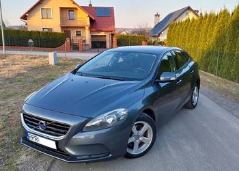 Volvo V40*1.6Diesel*TYLKO 139tyś km * Ledy * Tempomat * ORYGINALNY Lakier*
