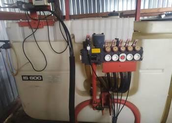 Opryskiwacz Holder 600 l/12m