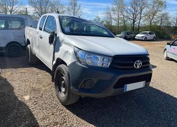 TOYOTA Hilux 2.4 D-4D 150 LeCap 4WD FD750