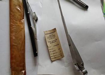 Antyki 2 wycieraczki jedna  nowa 1967 rok drugą koło tego