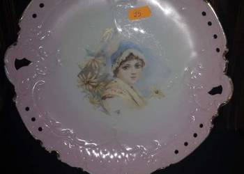 Secesja. Piękna Patera, reliefy, 
z portretem dziewczyny. 
# Secesja. Piękna Patera, reliefy, 
z portretem dziewczyny. 
#