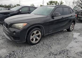 BMW X1 2.0 BENZYNA SDRIVE  Automat