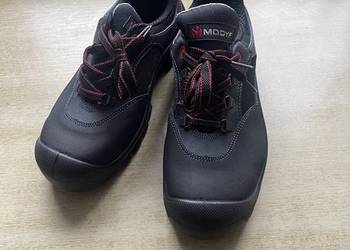 Buty MODYF