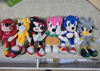 zestaw 6 nowych maskotek z przyssawką z bajki/gry Sonic wysokość maskotek 2