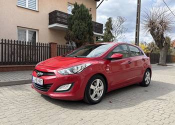 Hyundai  i30 1.4 CRDI Super Stan  Dwa komplety Alu Prywatne