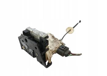 ZAMEK DRZWI TYŁ PRAWY EUROPA  4G0839016 Volkswagen Touareg II (2011-  )