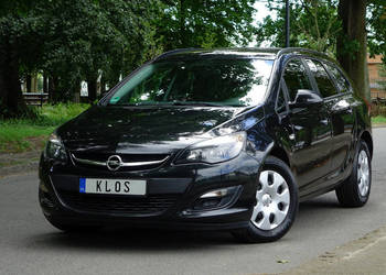 BARDZO ŁADNA  ASTRA J 1.4b TYLKO 151000 km