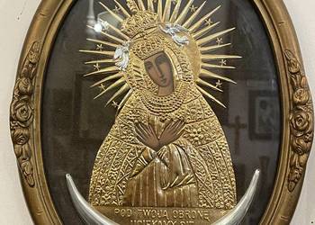 Ikona Matki Boskiej Ostrobramskiej – pozłacana, za szkłem