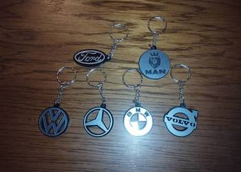 breloczkek akryl audi ,bmw,wszystkie marki