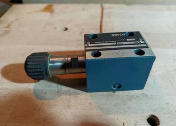 Elektrozawór hydrauliczny BOSCH 0810091456