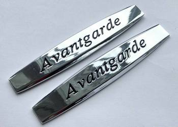 NOWY klejany znaczek Avantgarde emblemat logo srebrne