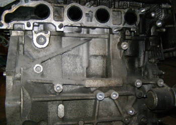 GŁOWICA SILNIKA MAZDA 6 1,8 BENZYNA 2005 ROK