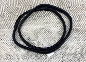 USZCZELKA DRZWI PRZESUWNYCH PRAWA FORD TRANSIT COURIER Bus