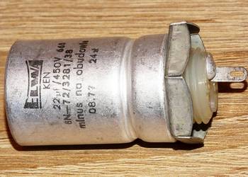 Kondensator elektrolityczny 22 uF 450 V typu KEN 665 UNITRA ELWA retro PRL