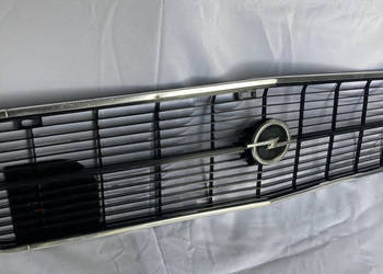 Opel Record D atrapa przednia