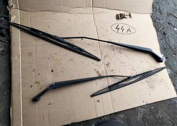 OPEL AGILA A RAMIĘ RAMIONA PRZEDNICH WYCIERACZEK