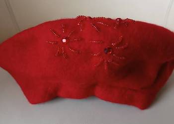 Beret z ozdobami woolmark