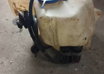 Zbiorniczek spryskiwaczy Honda Shuttle/odysey  z lat 90