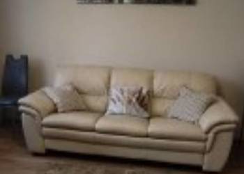 Okazja Sofa kanapa kremowa z ekoskóry bardzo wygodna
