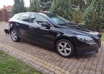 Volvo V40 1.6 D2 MOMENTUM LED NAVI Parctronic świeżo sprowadzone  polecam