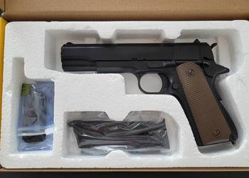 Replika pistoletu Colt 1911