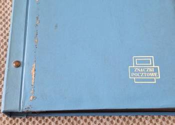 klaser ze znaczkami pocztowymi