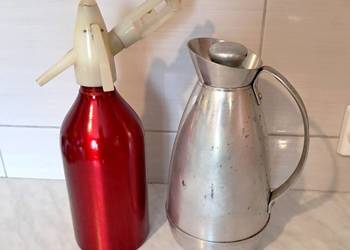 Syfon na naboje do wody gazowanej z bąbelkami plus aluminiowy termos PRL