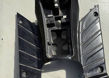 Plastik na nogi podłoga Suzuki katana 50