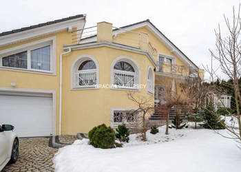 Sprzedaż domu wolnostojącego 254m2 Osieczany