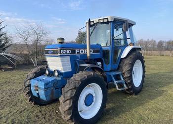 Ford 8210 duży 4x4 140km