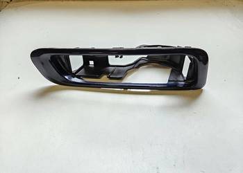 MITSUBISHI OUTLANDER III RAMKA HALOGENU PRAWA 6410C818