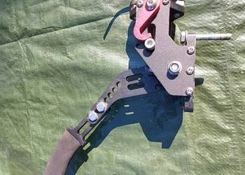 Hydrauliczny hamulec ręczny