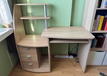 Biurko komputerowe