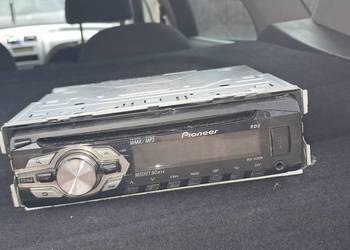 Sprzedam radio samochodowe