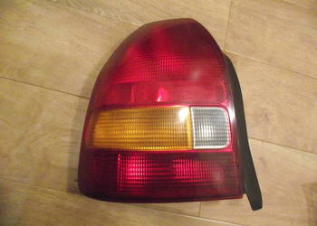 Honda civic VI gen. Lampa tylna lewa