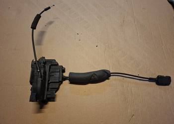 Zamek drzwi prawy przód Renault Megane III HB 805020001R 4PIN