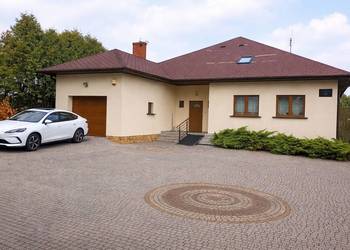 Dom 202 m² z dużą działką 1960m² -Komfort,przestrzeń i spokój