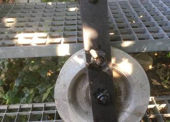 Krążek stalowo/aluminiowy prawie jak NOWY o DUŻYM UDŻWIGU fi koła 200mm