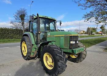 John Deere 6800