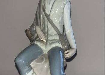 Figurka Lladro. Młodzieniec.