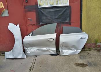 Sprzedam Drzwi i Błotnik do audi a5
