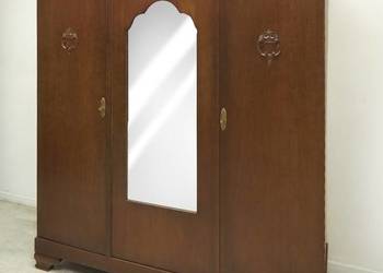 Dębowa szafa/garderoba w stylu secesyjnym, lata 20-te. Po renowacji.