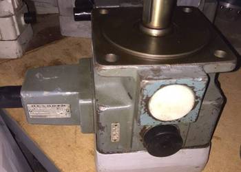 Pompa Rexroth PV2V3-21/63R4MC100