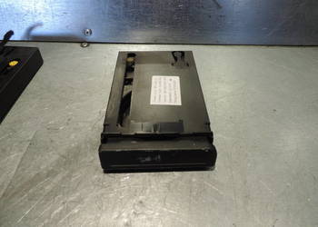 AUDI A4 B6 B7 UCHWYT NA KUBEK 8E1862534F